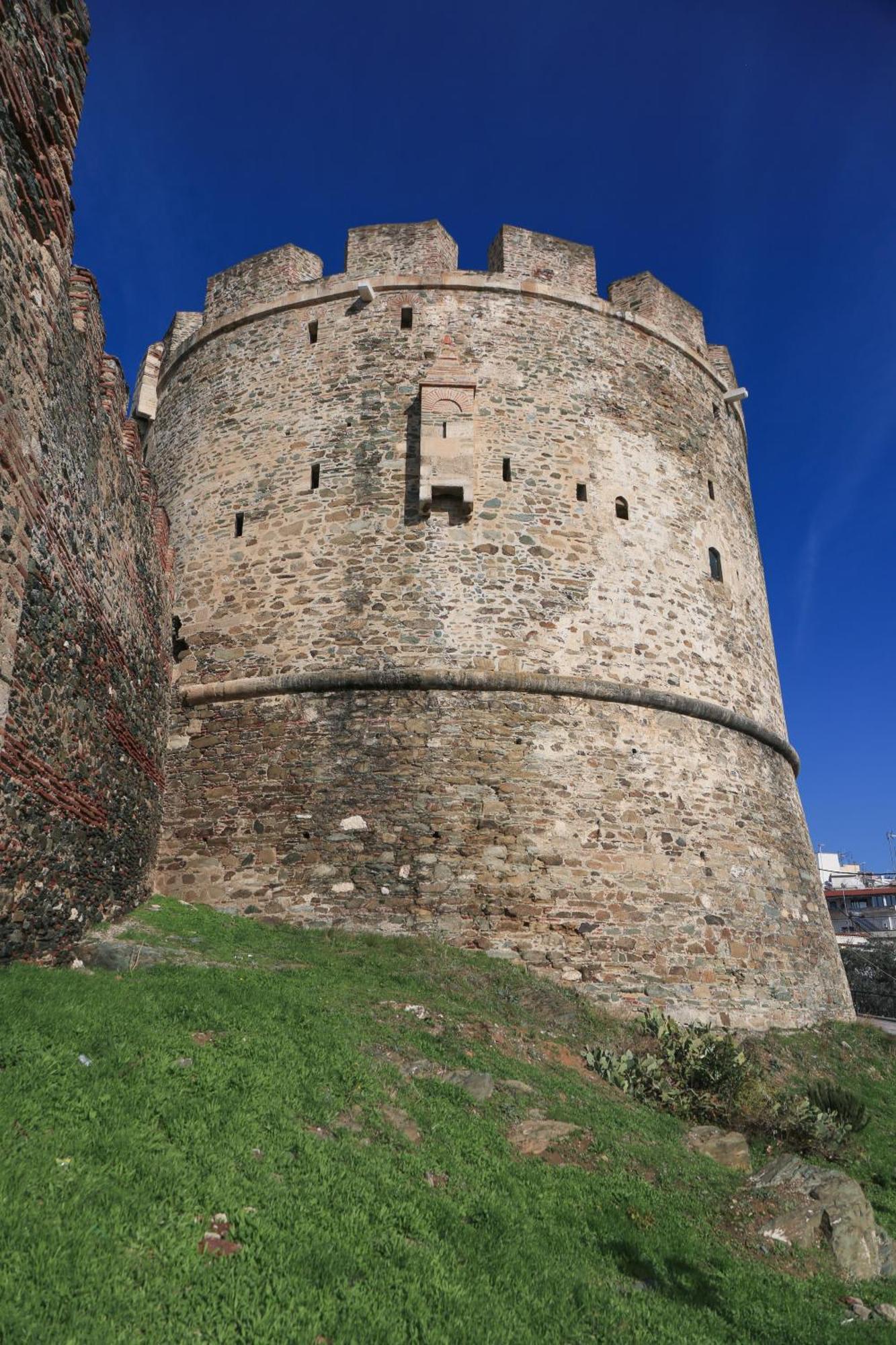 Beyond The Castle Appartement Thessaloniki Buitenkant foto