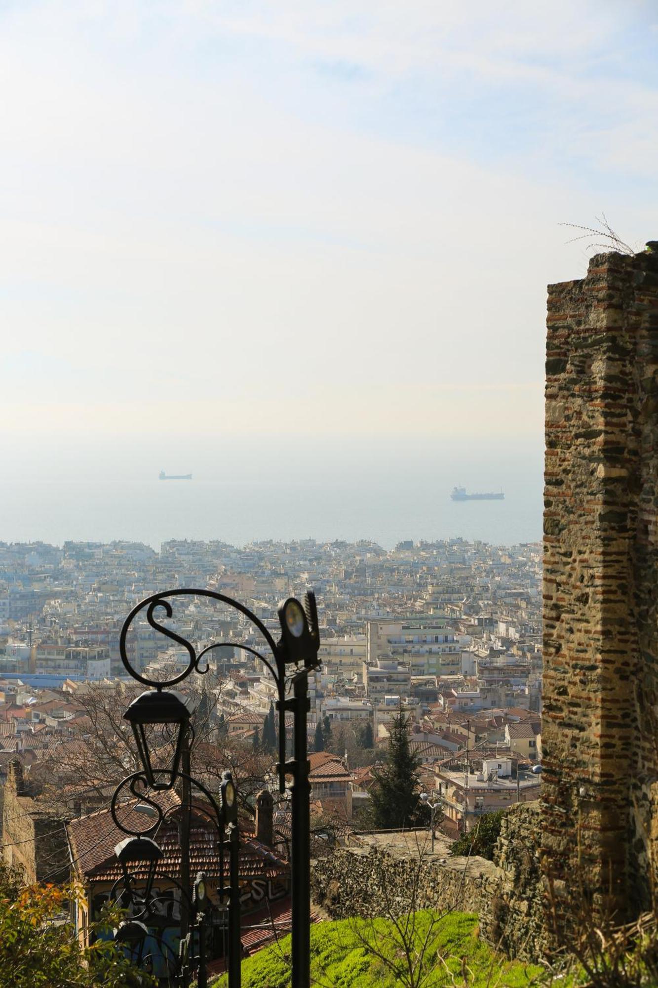 Beyond The Castle Appartement Thessaloniki Buitenkant foto
