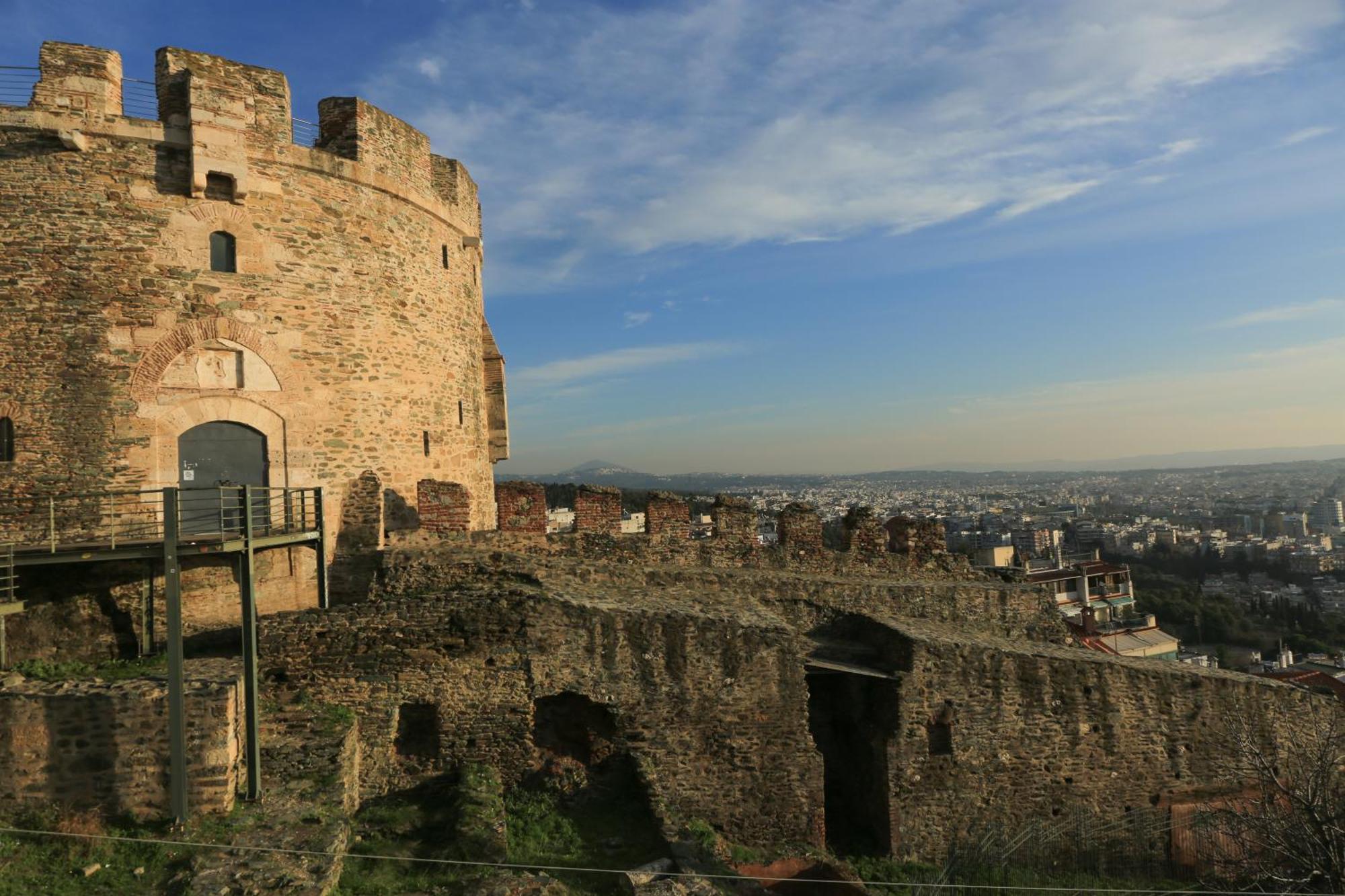 Beyond The Castle Appartement Thessaloniki Buitenkant foto